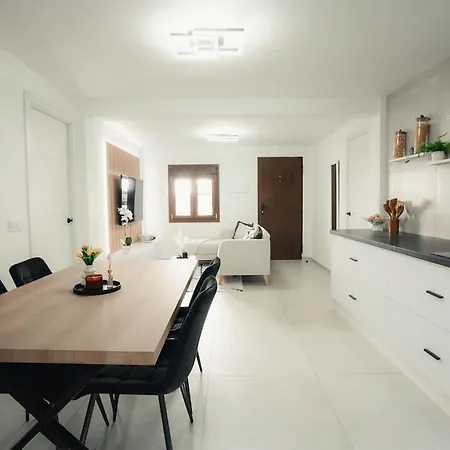 Modern Andalusian House One Minute From The * Fuengirola